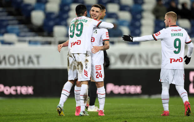 «Локомотив» на 93-й минуте ушел от поражения в матче с «Балтикой», Сулейманов сделал дубль