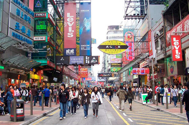 Количество иностранных туристов в Гонконге достигло 26,7 миллионов