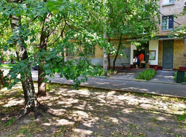 Торчавший штырь убрали/Денис Афанасьев, «Юго-Восточный округ»