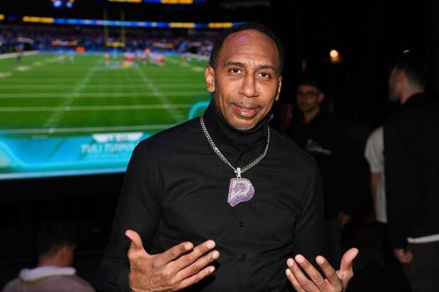 Стивен Эй Смит ответил тем, кто хочет убрать его с эфира