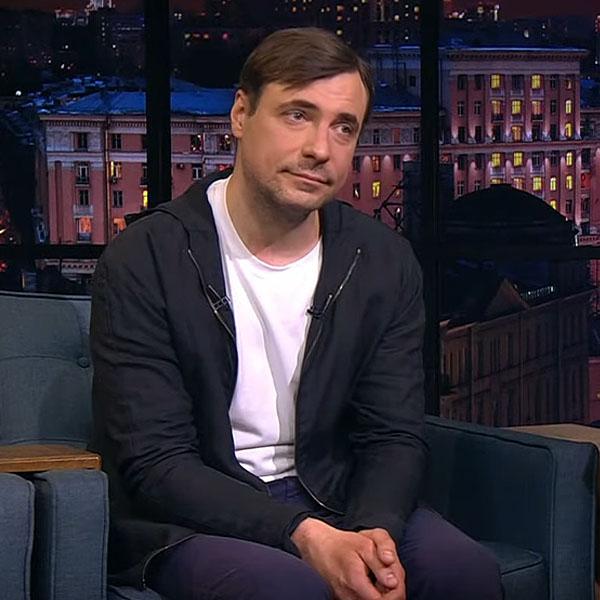 У дочери другое отчество: Евгений Цыганов рассказал о детях на шоу Ивана Урганта