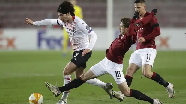 «Милан» победил «Спарту» в Лиге Европы