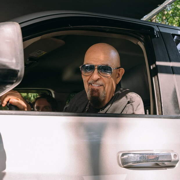 кадр из серила 