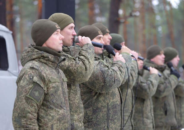 Состоял в военном