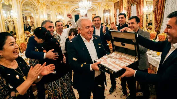 Русским вход воспрещён: Диаспоры распилили бюджетные субсидии. Считаем и плачем