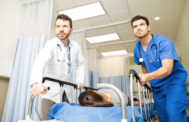 Онкологи бьют тревогу: рак кишечника в России стремительно молодеет