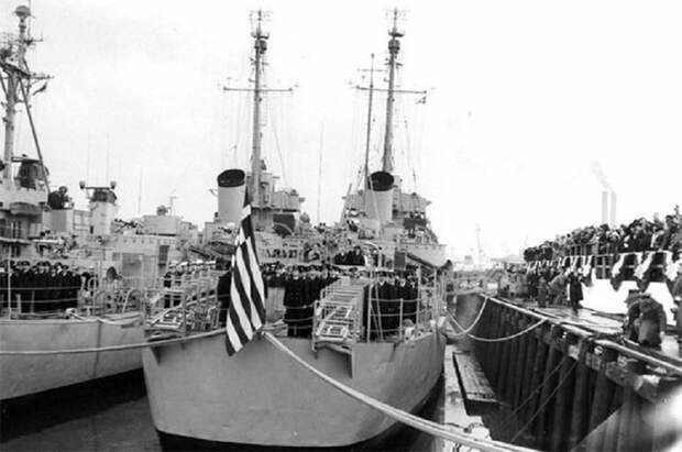Перевод эскортного миноносца Eldridge в Греческий королевский военно-морской флот, 15 января 1951 года, Бостон, штат Массачусетс.