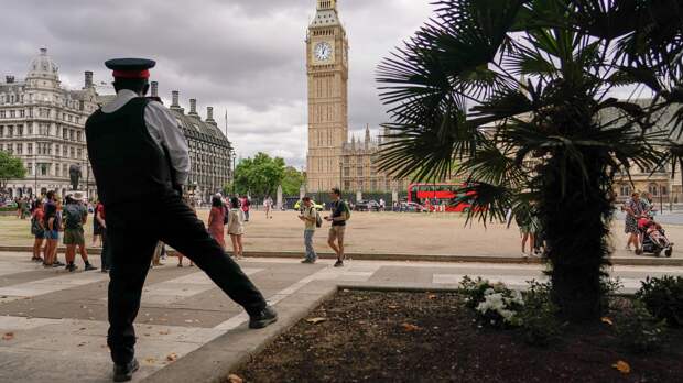 У Британии нет будущего. Миграционная политика ведет страну к краху