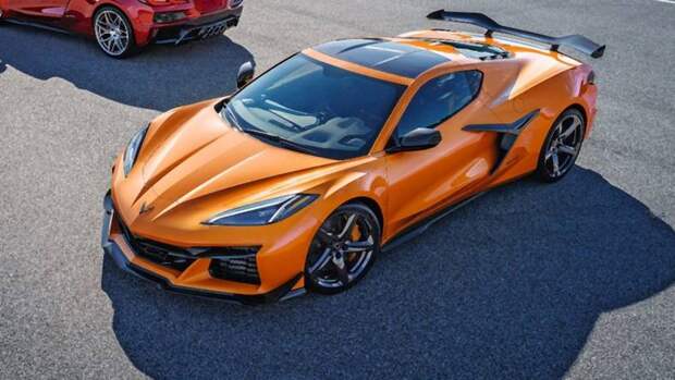 Шевроле Корвет C8 Z06 (2022)