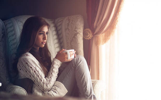 Картинки по запросу девушка с чашкой чая