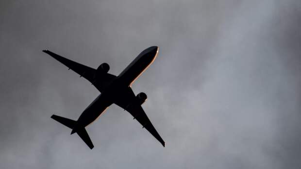 Врач тульского «Арсенала» спас жизнь двум пассажирам рейса Москва‑Хабаровск