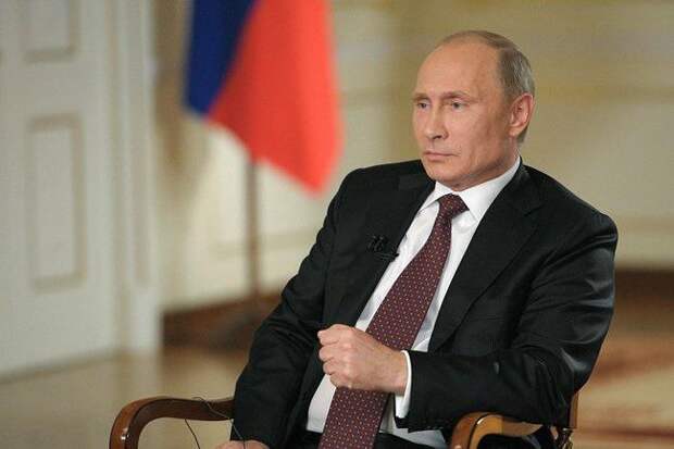 Запад «в ауте»: Путин «убивает» доллар и евро