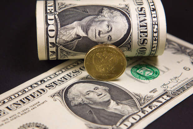 ЦБ повысил курс доллара на 31 мая