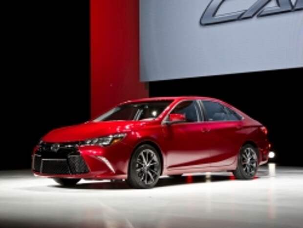 Новая Toyota Camry представлена на Московском автосалоне Новая Toyota Camry представлена на Московском автосалоне