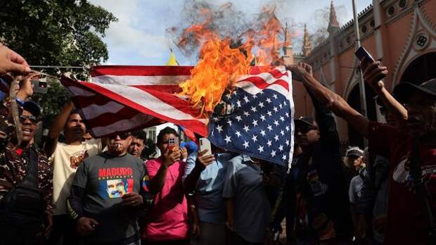 «В России учатся тысячи венесуэльцев – никаких проблем, чтобы через полгода земля горела у пиндосов под ногами»