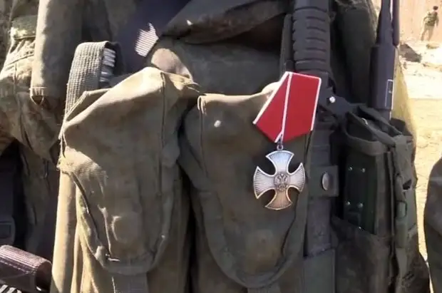 Награжденные орденами военные РФ рассказали о полученных ранениях