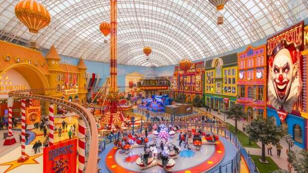 «Остров Мечты» и ГИТИС: уличный театр как искусство продюсирования и пространства