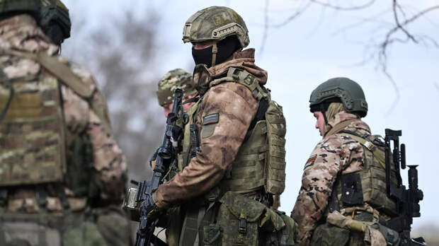 Морские пехотинцы Черноморского флота РФ на позициях в зоне проведения спецоперации - РИА Новости, 1920, 20.07.2023