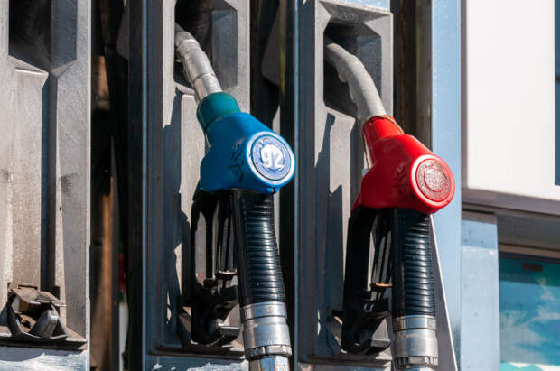 Бензин в России заметно подешевел после одного решения властей