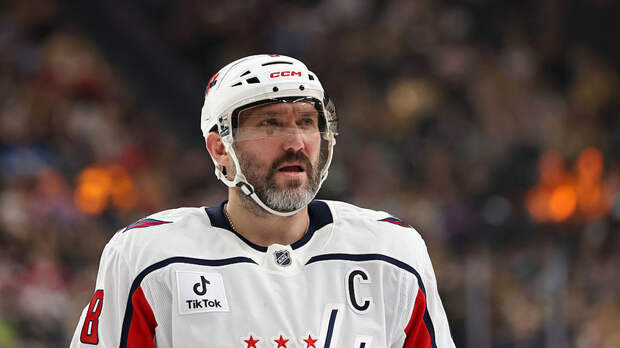 Тренер «Вашингтона»: выпью с Овечкиным пива, когда он решит уйти из хоккея