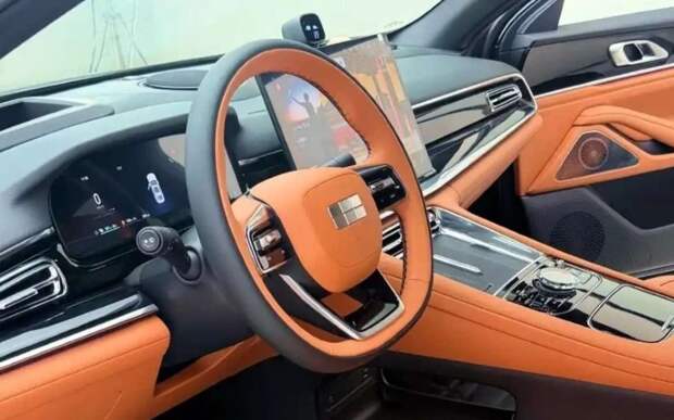 Geely готовит новый 424-сильный седан с полным приводом