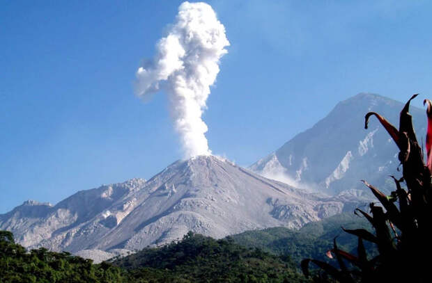 Источник крупнейшего извержения на Земле: В Новой Зеландии проснулся вулкан