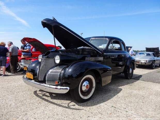 Шоу старых автомобилей в Бруклине авто, ретро авто, олдтаймер