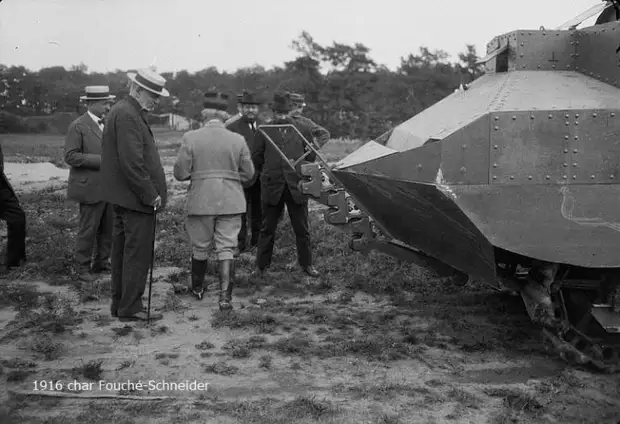 Первенцы французского танкостроения. Прототипы танков «Шнейдер» и «Сен-Шамон»