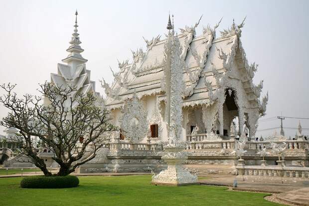 Храм Wat Rong  Khun
