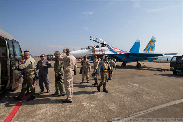 Русские витязи и Стрижи на China Airshow 2016 Русские витязи и Стрижи на China Airshow 2016