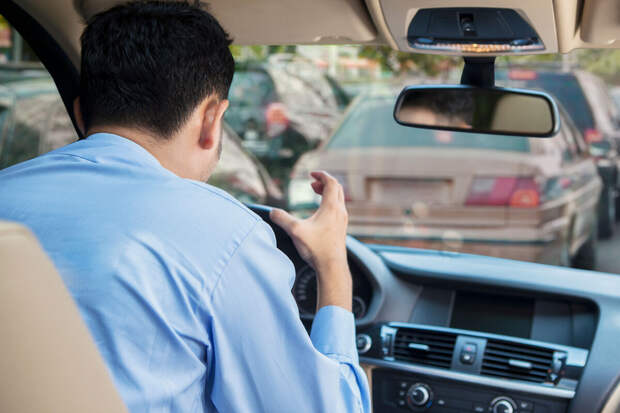 В России вступит в силу стандарт по мониторингу состояния водителя с помощью ИИ