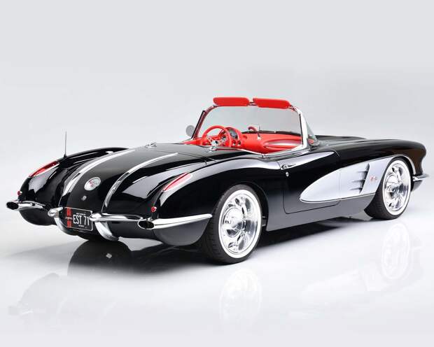 Потрясающий Corvette рестомод 1958 года с двигателем V8