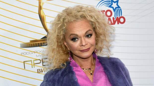 РИА Новости: Лариса Долина купила квартиру в Юрмале в ипотеку