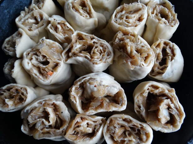 Классные рулеты из капусты. Почти пельмени, но по-ленивому и без мяса