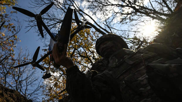 Российские дроны ударили по технике ВСУ. Лучшее видео из зоны СВО