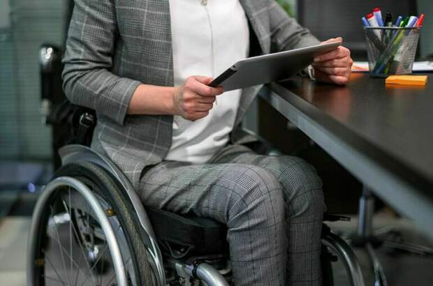 Отказ взять на работу инвалида обернется крупным штрафом