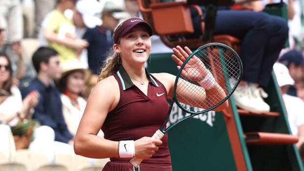 Россиянка Мирра Андреева уступила 361-й ракетке мира в четвертьфинале Roland Garros