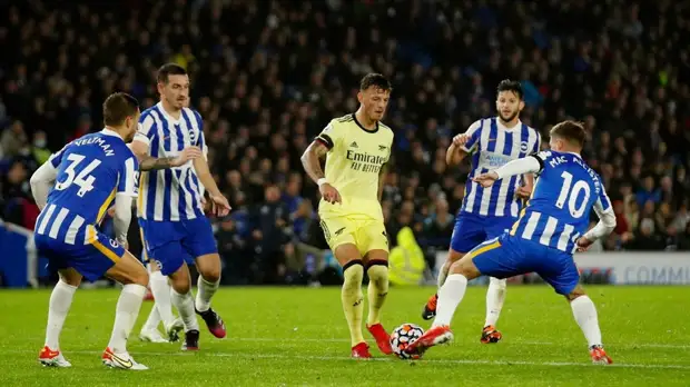 «Арсенал» сыграл вничью с «Брайтоном» и прервал серию из трёх побед в АПЛ