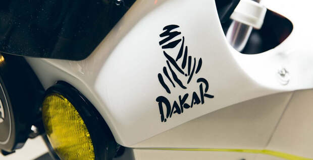 Уолт Сигл: Кастом-байк в стиле ралли-рейда Dakar на базе Ducati Hypermotard 2016