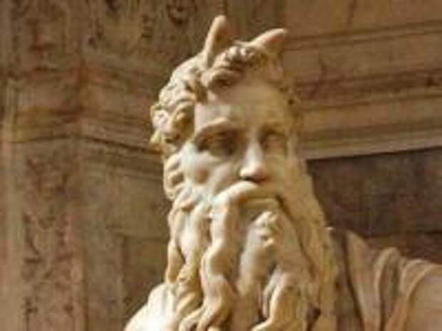 Почему статуя Моисея Микеланджело с рогами