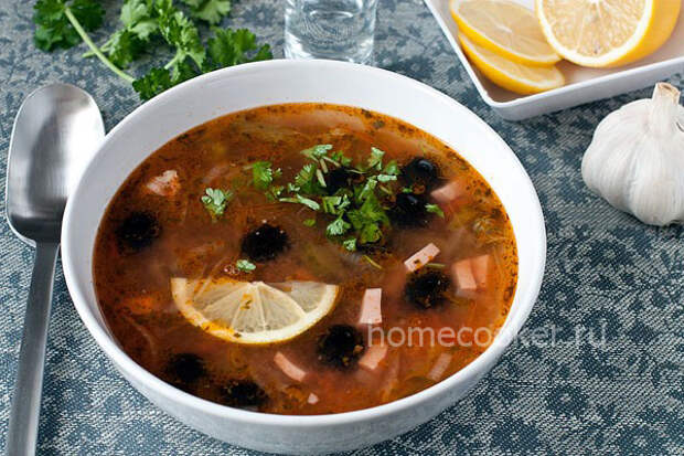 Солянка сборная мясная