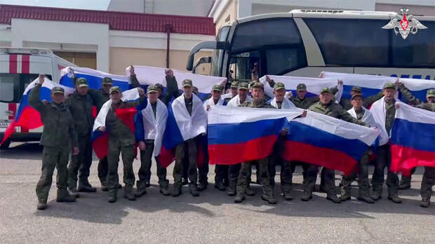 Еще 193 российских бойца вернулись из украинского плена