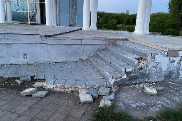 Обзор из соцсетей: обмелевшая Цна, разбитые дороги, высадка цветов вместо решения накопившихся проблем