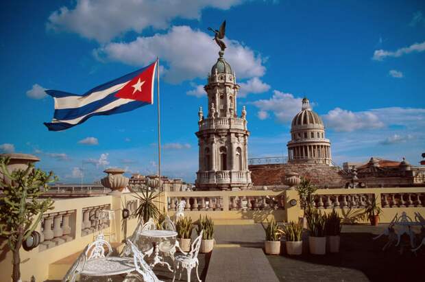 РЕН ТВ: туристы рассказали о нехватке топлива для самолетов из Кубы в Россию