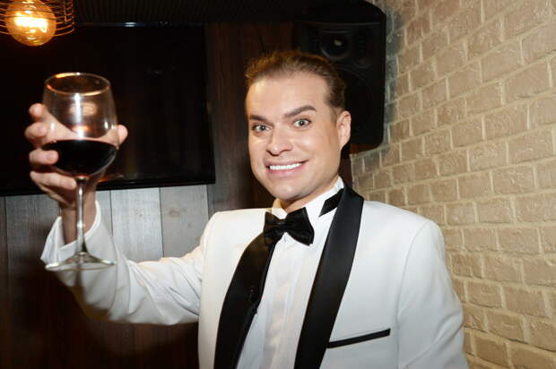 «Безумно болит»: Гоген Солнцев отсудил деньги у тех, кто его «изуродовал»