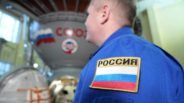 Раскрыто, сколько зарабатывают начинающие космонавты в России