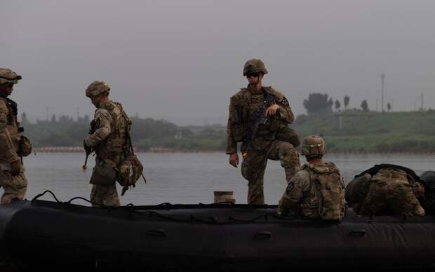 Белый дом: США оставляют за собой право вновь применить силу против Венесуэлы