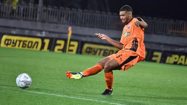 «СЭ»: агент Мампасси отреагировал на новость о возможном переходе футболиста в «Спартак»