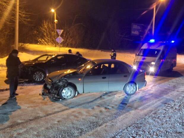 Двое подростков пострадали во время ДТП на юге Челябинской области