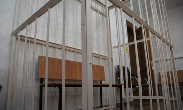 Курьер мошенников отправится в колонию за обман пенсионерки из Архангельской области